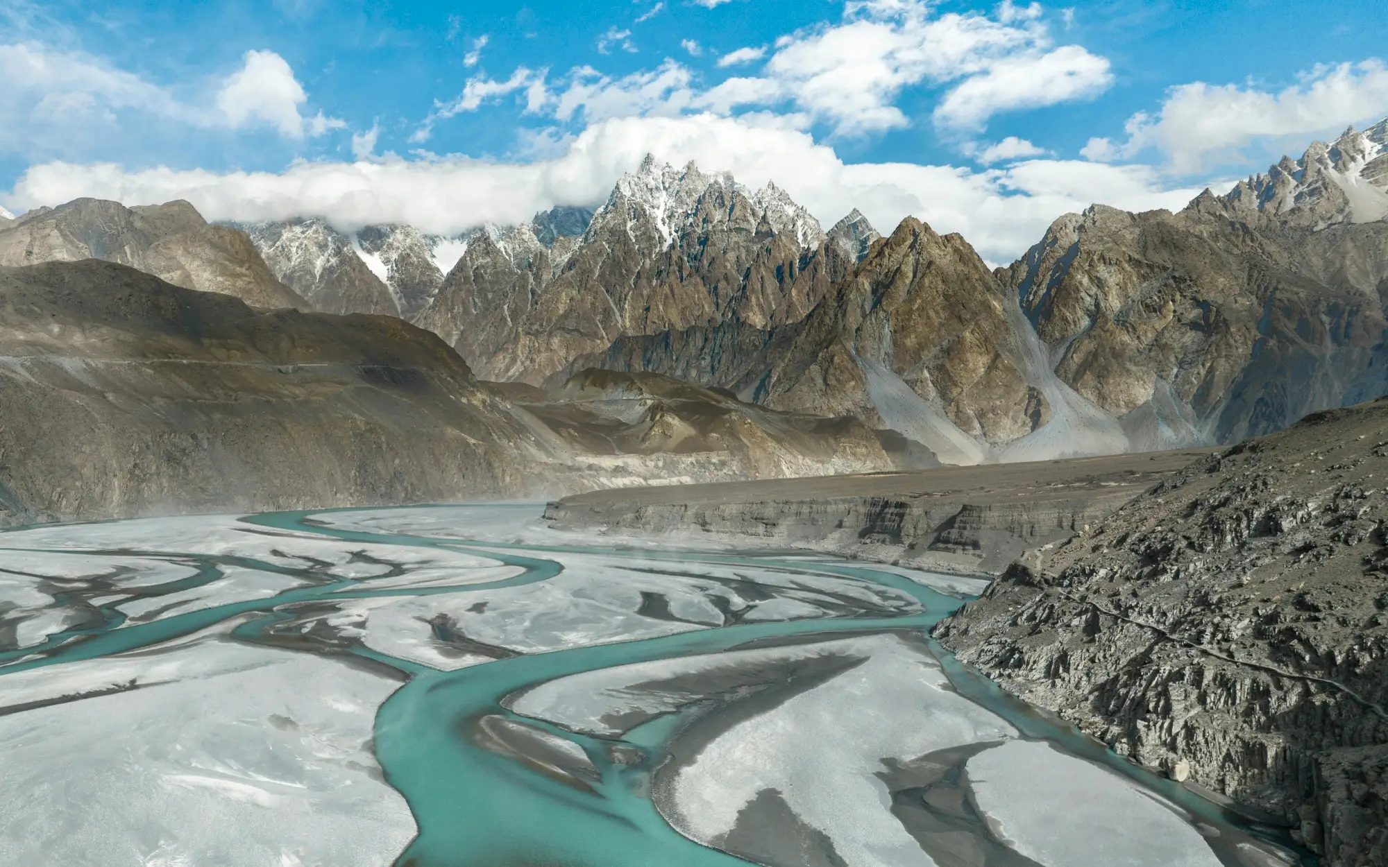 Hunza high valleys and peaks